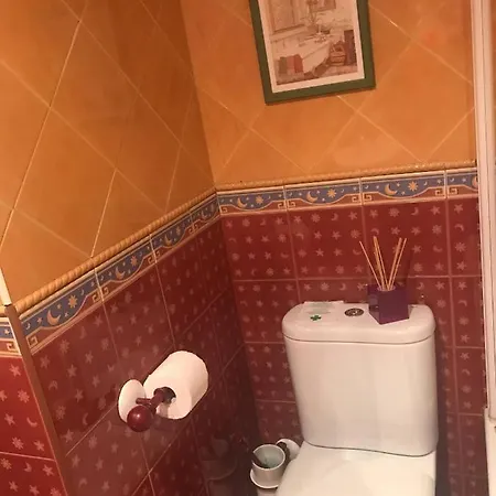 Cental Penthouse, Parking, Wifi, Recently Renovated Apartamento