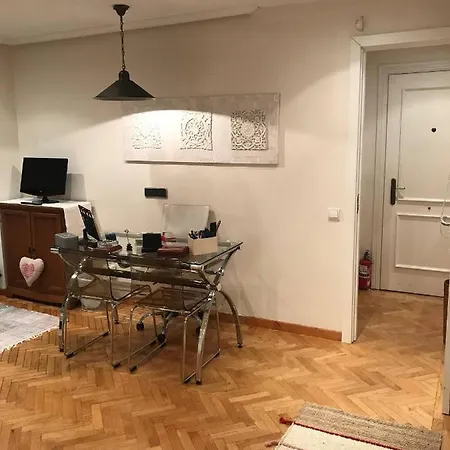 Cental Penthouse, Parking, Wifi, Recently Renovated Apartamento Oviedo