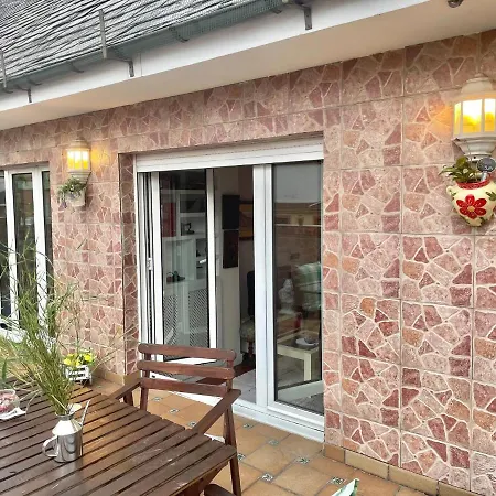 Cental Penthouse, Parking, Wifi, Recently Renovated *
