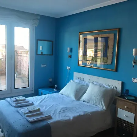 Cental Penthouse, Parking, Wifi, Recently Renovated Oviedo